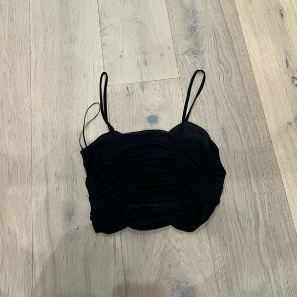 black crop top - Picture 3 of 3